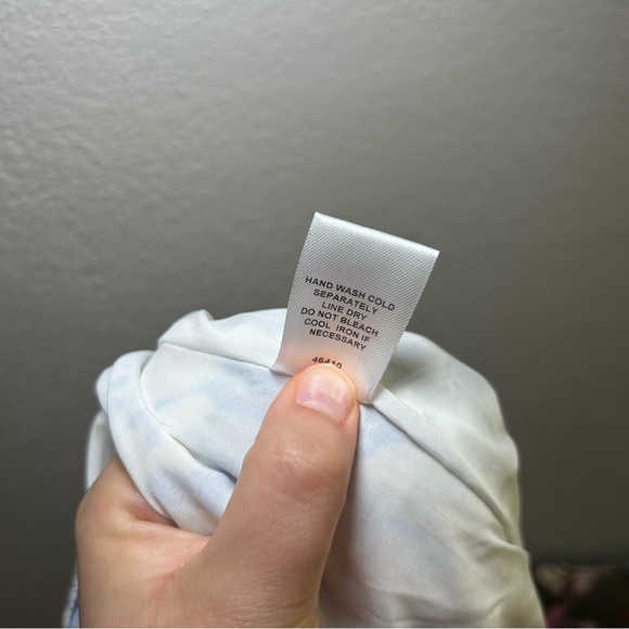 Sugarlips Floral Multicolor Ojai Honey Surplice Romper women’s small boho summer - Picture 10 of 10